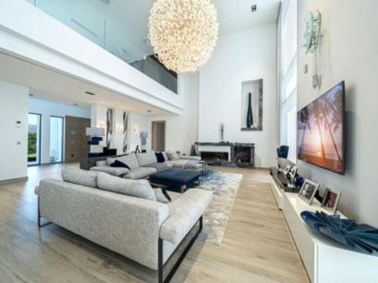 Villa for Sale in Benahavís, Marbella Area 4