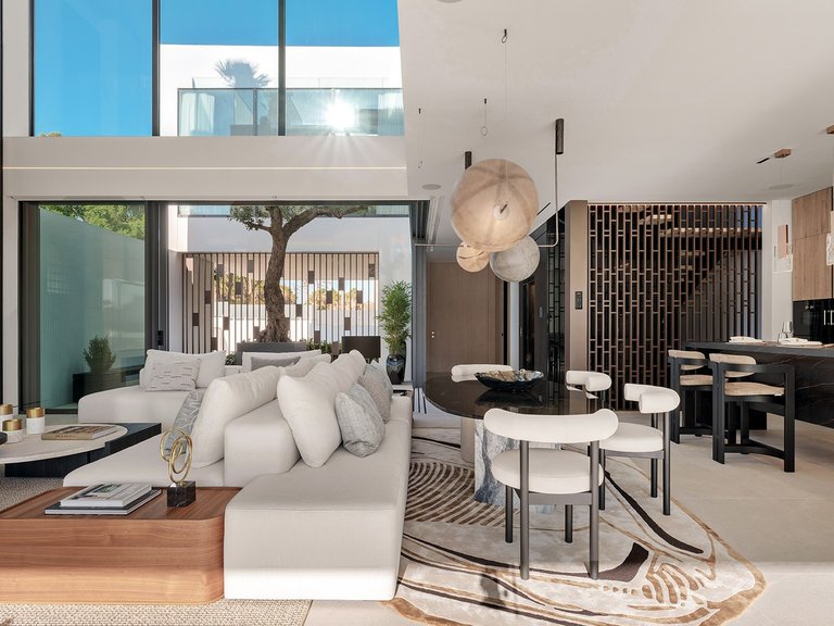 Villa for Sale in The Golden Mile, Marbella Area 9
