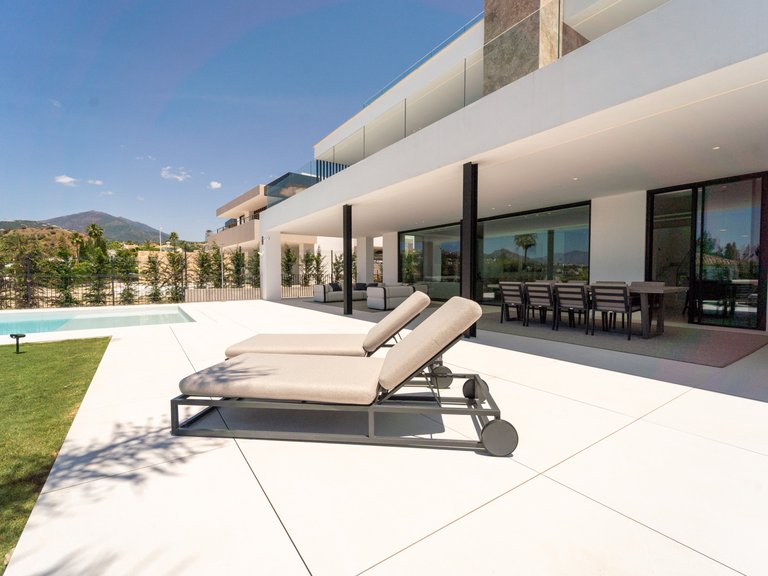 Villa for Sale in Nueva Andalucía, Marbella Area 20