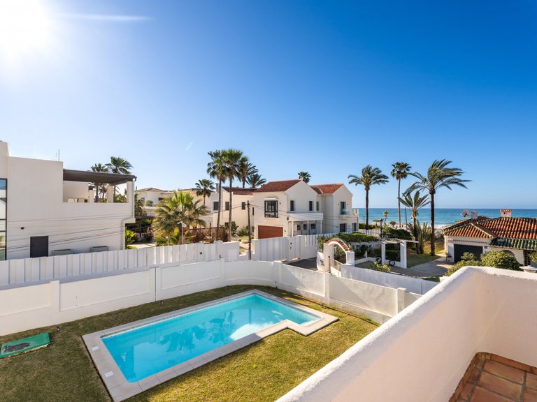 Villa for Sale in Marbella, Marbella Area 11