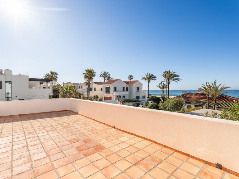 Villa for Sale in Marbella, Marbella Area 14