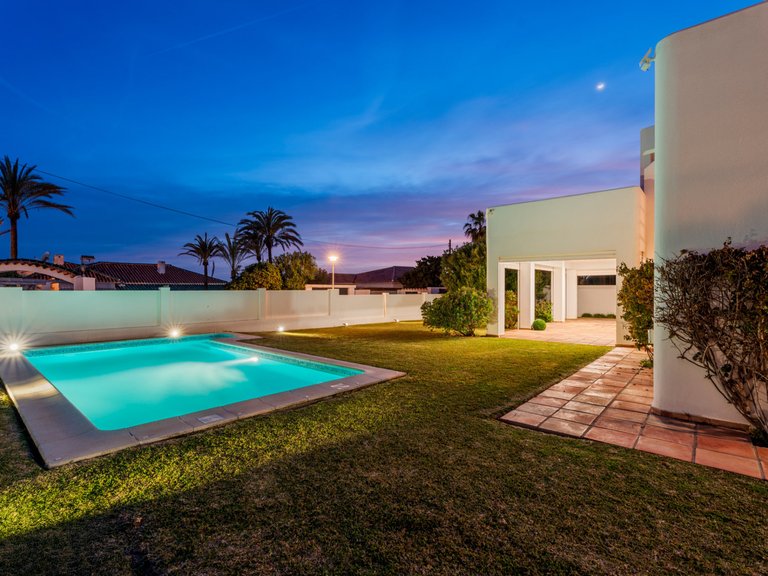 Villa for Sale in Marbella, Marbella Area 19