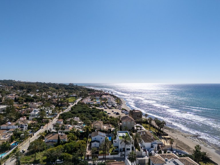 Villa for Sale in Marbella, Marbella Area 5