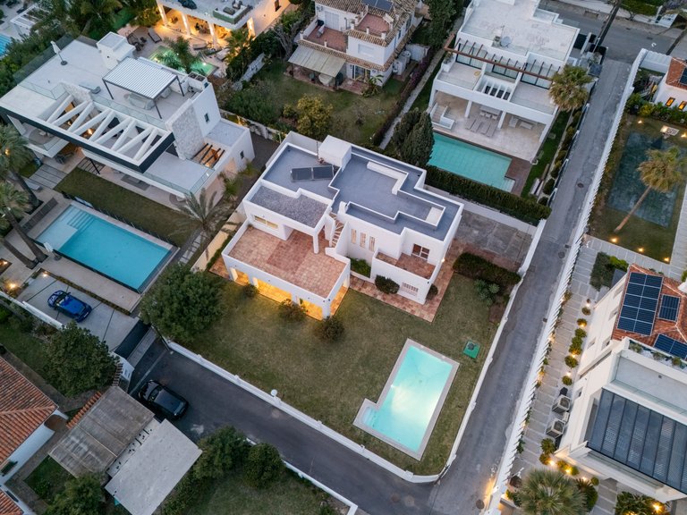 Villa for Sale in Marbella, Marbella Area 10