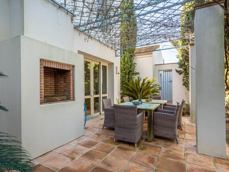 Villa for Sale in Sotogrande, Marbella Area 17