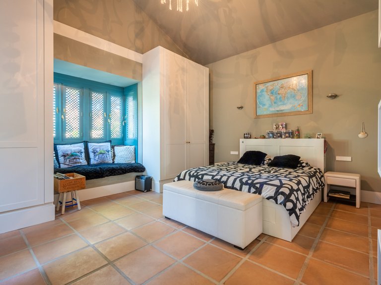 Villa for Sale in Sotogrande, Marbella Area 8