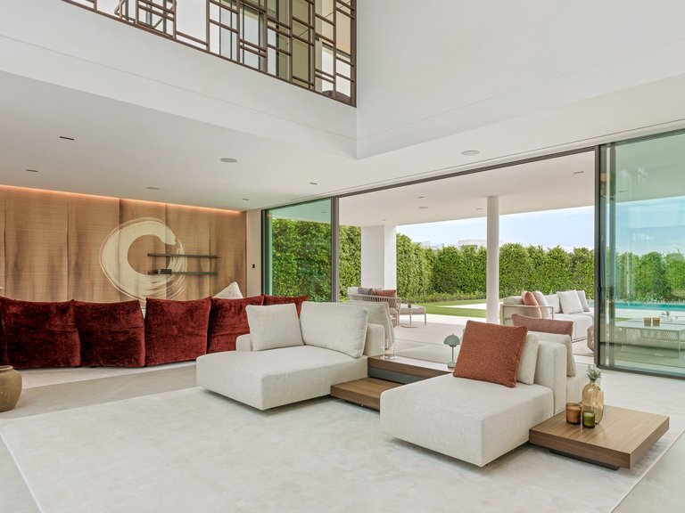 Villa for Sale in The Golden Mile, Marbella Area 19