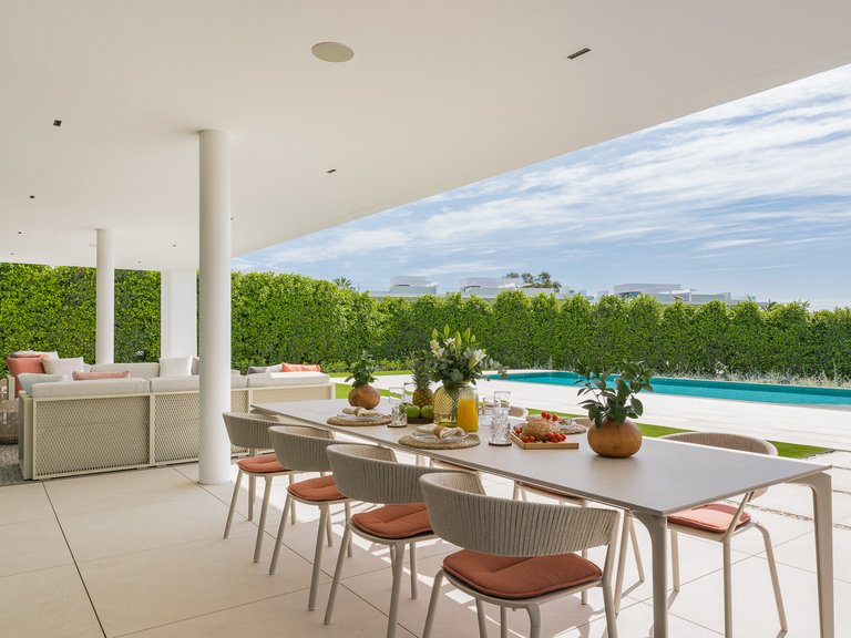 Villa for Sale in The Golden Mile, Marbella Area 4
