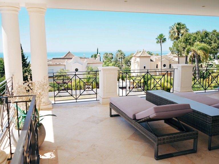 Villa for Sale in The Golden Mile, Marbella Area 6