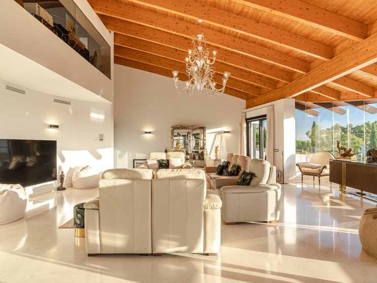 Villa for Sale in Los Flamingos, Marbella Area 20