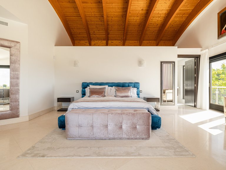 Villa for Sale in Los Flamingos, Marbella Area 10