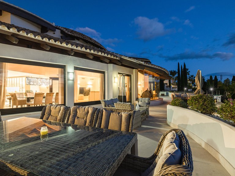 Villa for Sale in Los Flamingos, Marbella Area 14