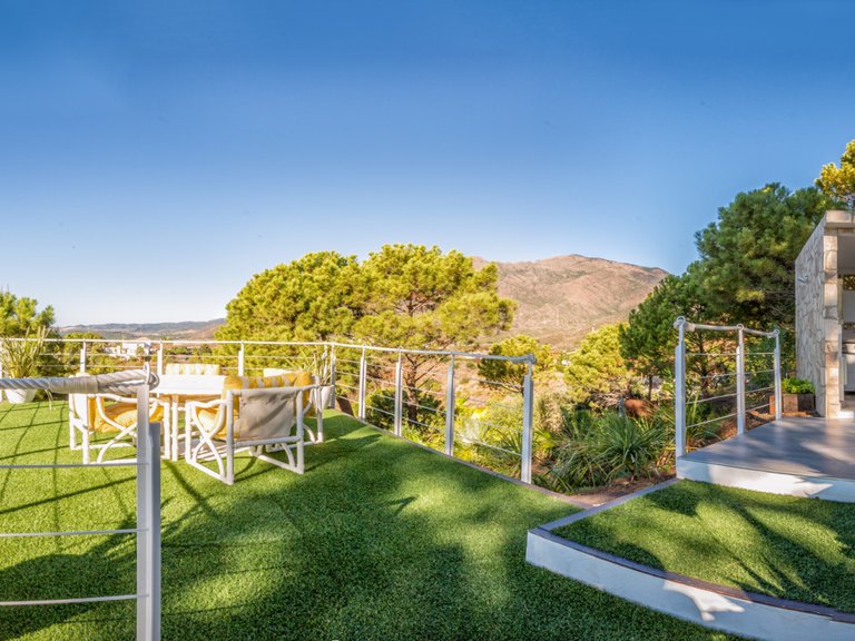 Villa for Sale in Estepona, Marbella Area 16