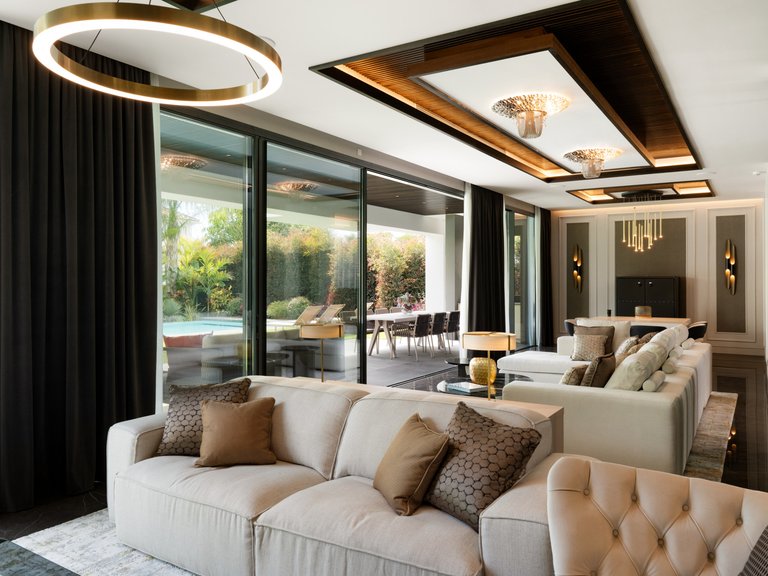 Villa for Sale in The Golden Mile, Marbella Area 12