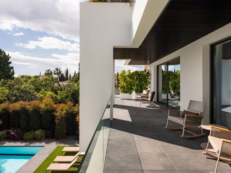 Villa for Sale in The Golden Mile, Marbella Area 6