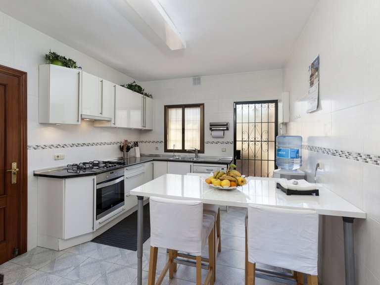 Villa for Sale in Nueva Andalucía, Marbella Area 6