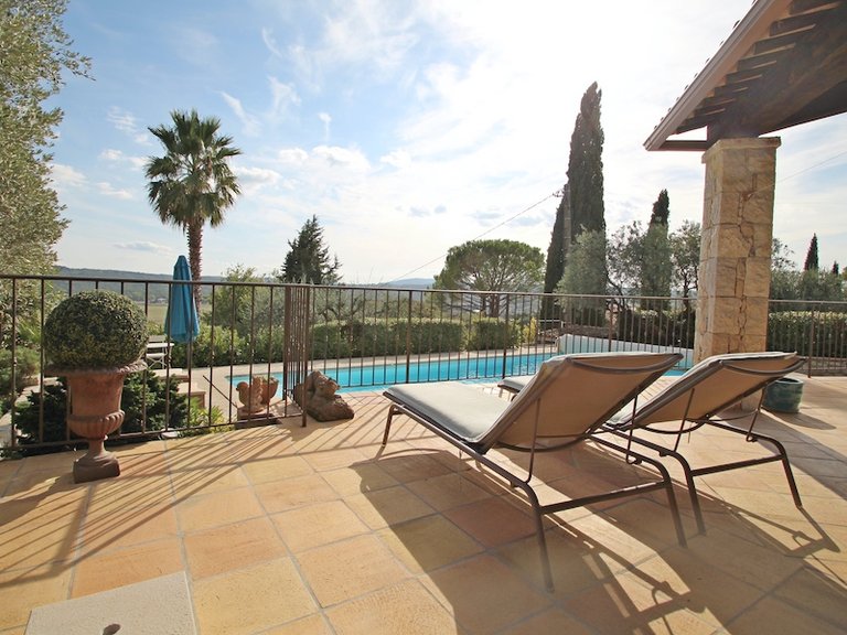 Villa for Sale in Fayence, Var Countryside (fayence, Lorgues, Cotignac) 2