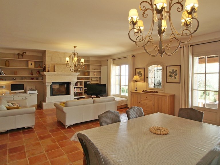 Villa for Sale in Fayence, Var Countryside (fayence, Lorgues, Cotignac) 4