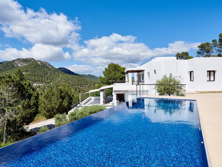Villa for Sale in Es Cubells, Ibiza 1