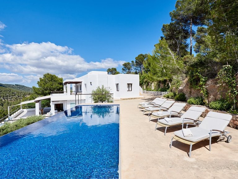 Villa for Sale in Es Cubells, Ibiza 9