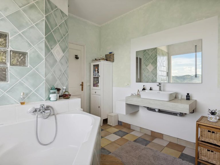 Villa for Sale in Mandelieu La Napoule, Cannes Area 6