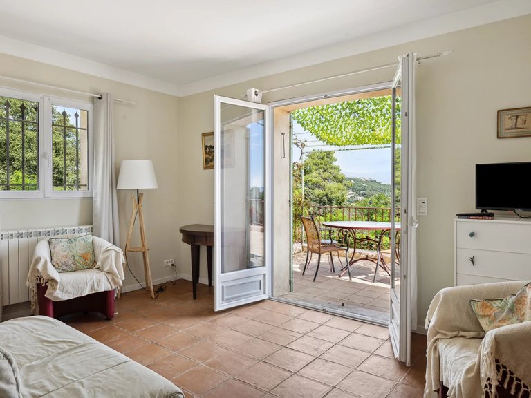 Villa for Sale in Mandelieu La Napoule, Cannes Area 7