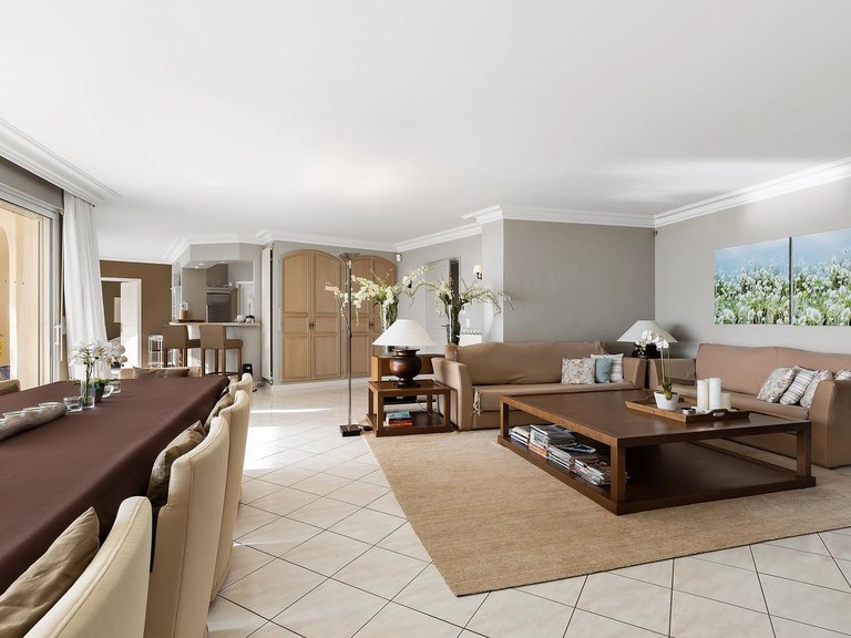 Villa for Sale in Mandelieu La Napoule, Cannes Area 5