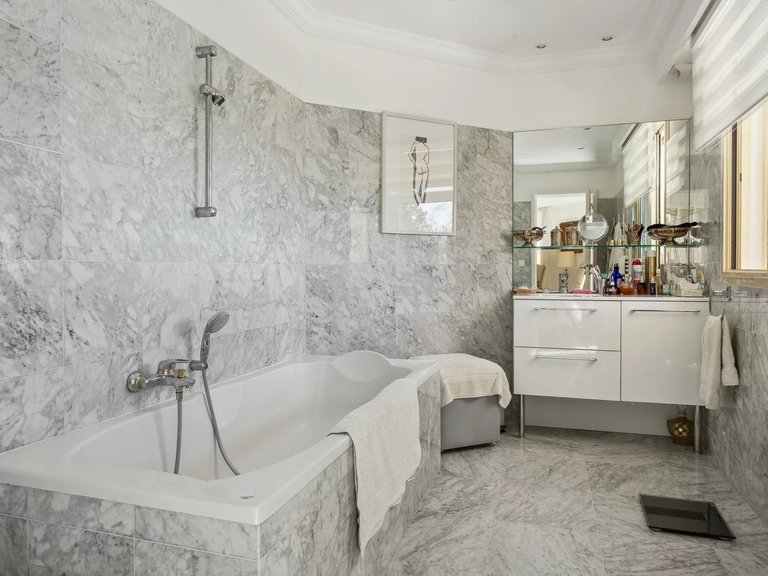 Villa for Sale in Mandelieu La Napoule, Cannes Area 6