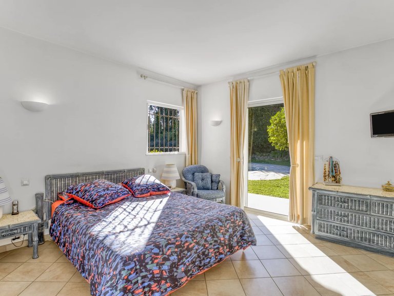 Villa for Sale in Mandelieu La Napoule, Cannes Area 4