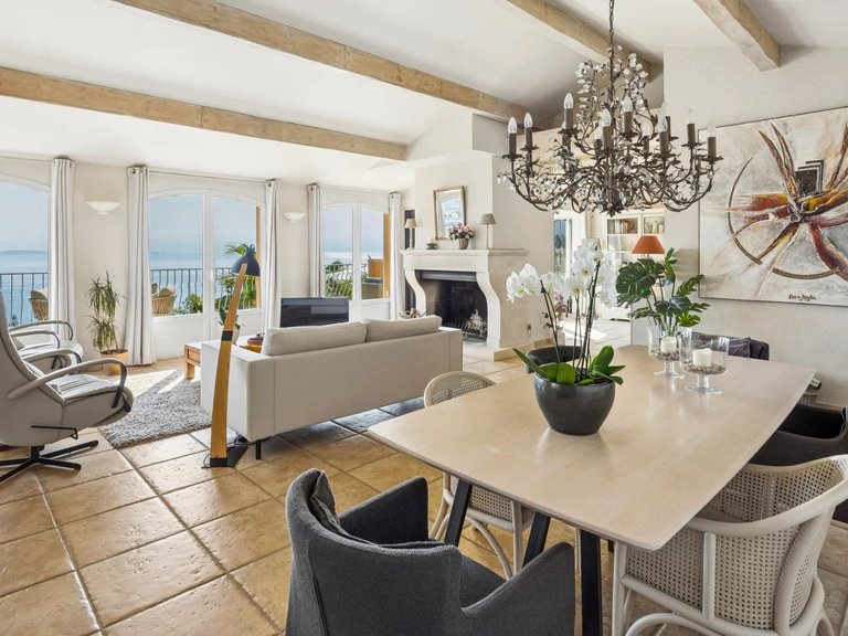 Villa for Sale in Theoule Sur Mer, Cannes Area 3