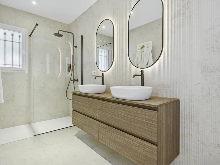 Villa for Sale in Mandelieu La Napoule, Cannes Area 9