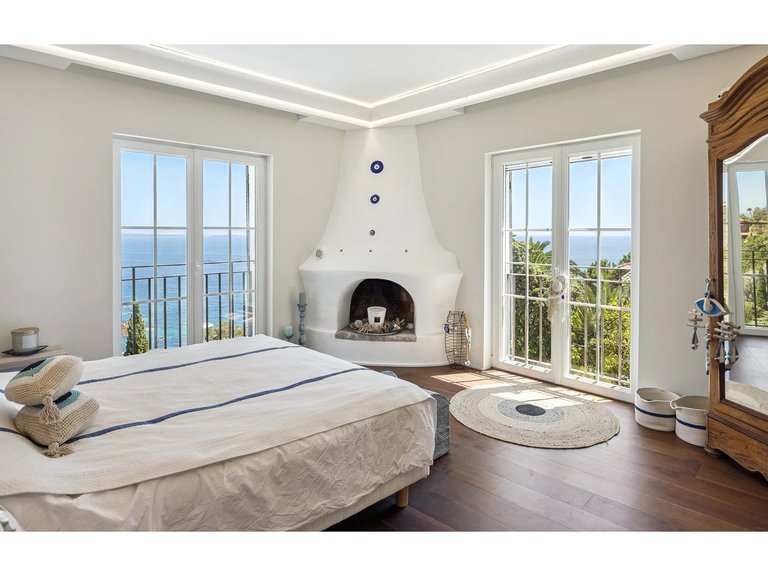 Villa for Sale in Theoule Sur Mer, Cannes Area 7