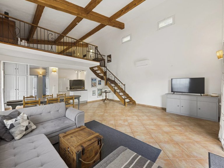 Villa for Sale in Mandelieu La Napoule, Cannes Area 9
