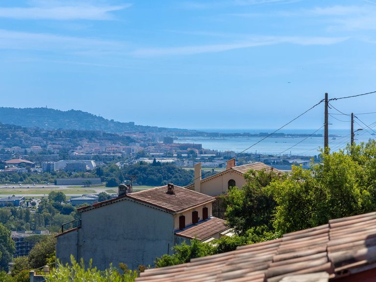 Villa for Sale in Mandelieu La Napoule, Cannes Area 4
