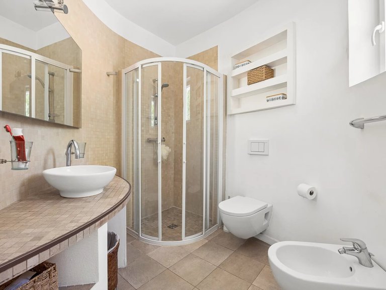 Villa for Sale in Mandelieu La Napoule, Cannes Area 7