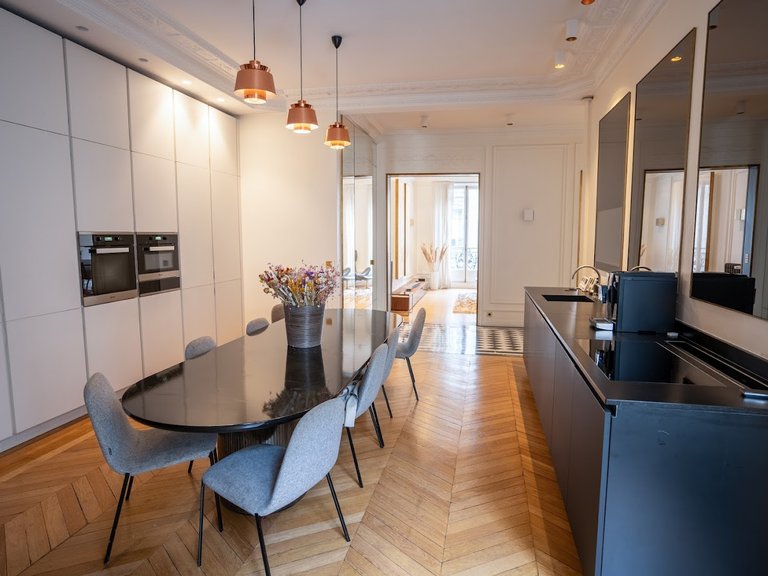 Apartment for Sale in 17th (monceau - Batignolles -ternes), Monceau - Montmartre (9th,17th, 18th) 7