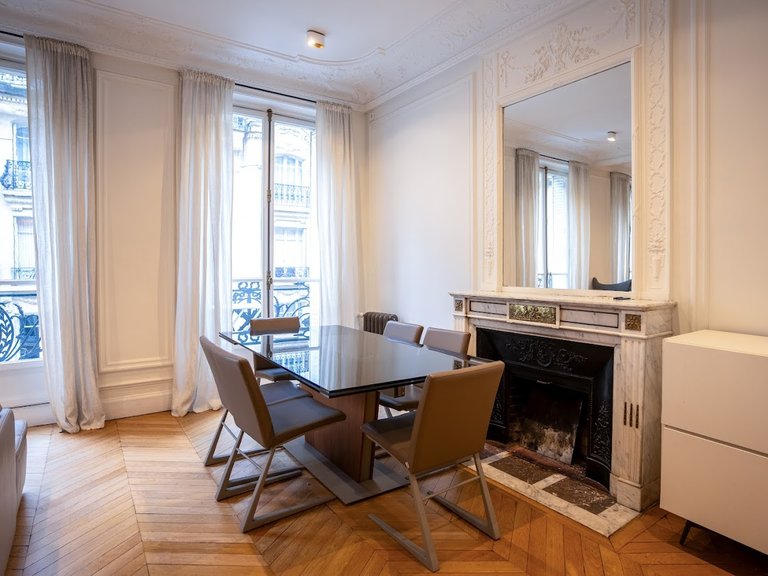 Apartment for Sale in 17th (monceau - Batignolles -ternes), Monceau - Montmartre (9th,17th, 18th) 3