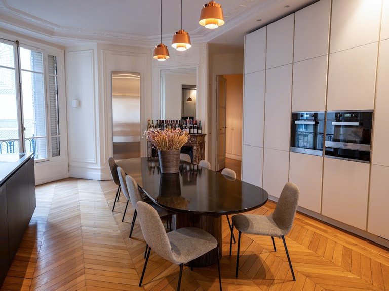 Apartment for Sale in 17th (monceau - Batignolles -ternes), Monceau - Montmartre (9th,17th, 18th) 5