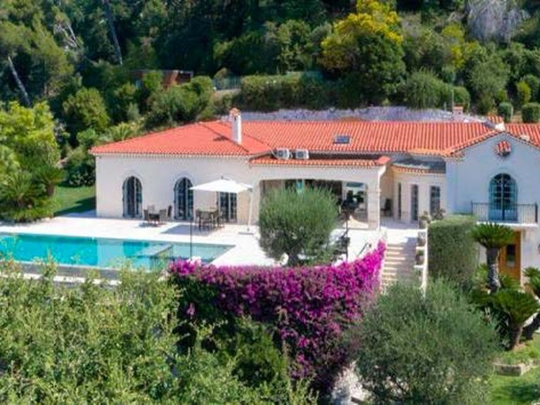 Villa for Sale in Cannes, Cannes Area 2