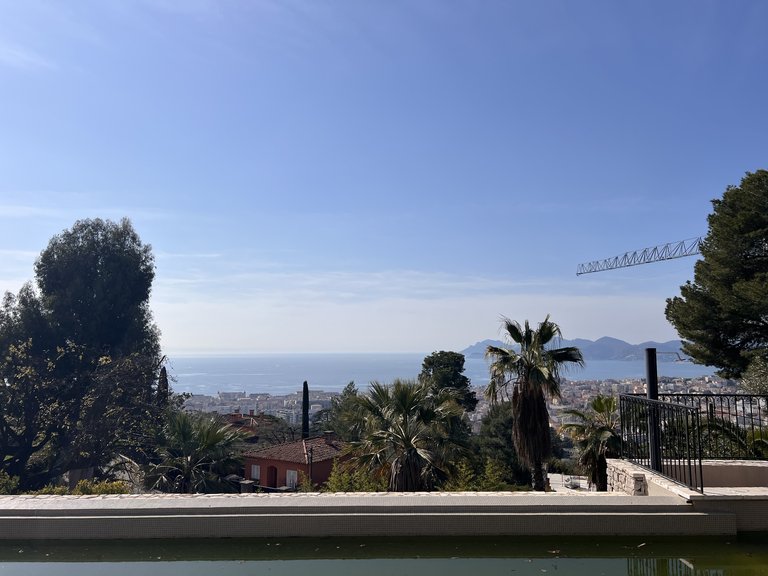 Villa for Sale in Cannes, Cannes Area 10