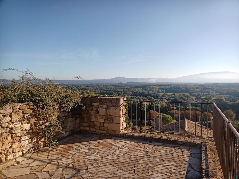 Villa for Sale in Chamaret, Avignon And North Provence 1