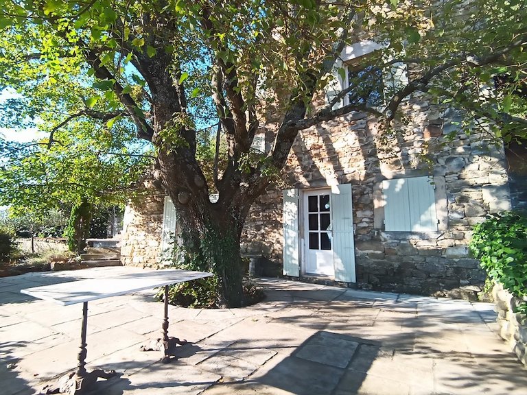 Villa for Sale in Chamaret, Avignon And North Provence 2