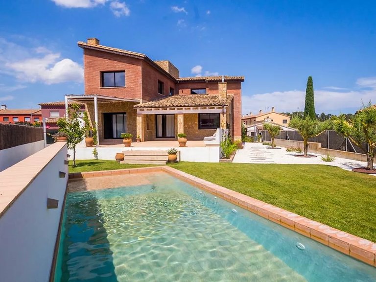 Villa for Sale in Vall-llobrega, Costa Brava 7