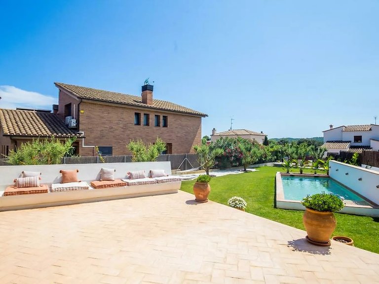 Villa for Sale in Vall-llobrega, Costa Brava 8
