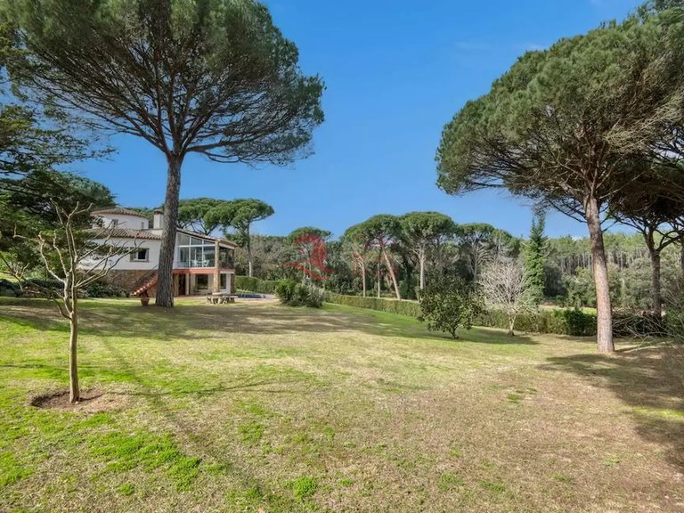 Villa for Sale in Santa Cristina D'aro, Costa Brava 4