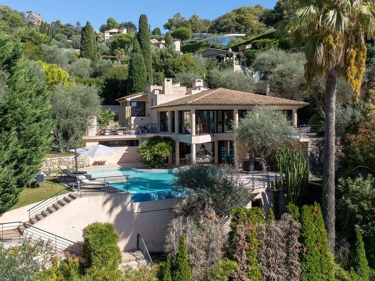 Villa for Sale in Villefranche Sur Mer, Villefranche, Cap Ferrat Area 1