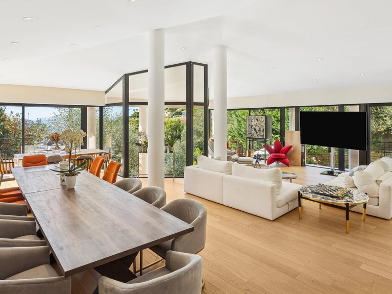 Villa for Sale in Villefranche Sur Mer, Villefranche, Cap Ferrat Area 5