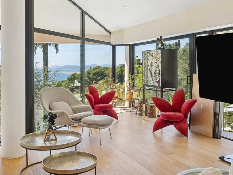 Villa for Sale in Villefranche Sur Mer, Villefranche, Cap Ferrat Area 6