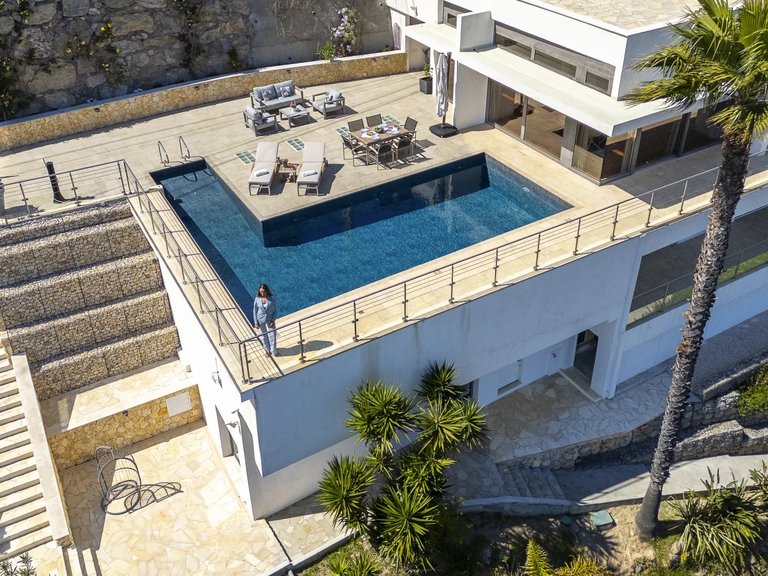 Villa for Sale in Mandelieu La Napoule, Cannes Area 10