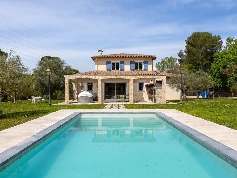 Villa for Sale in Mouans Sartoux, Mougins, Valbonne, Grasse Area 11